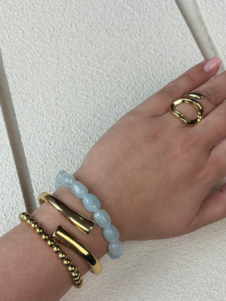 bracelet baby blue
