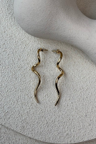 Earring swirl small